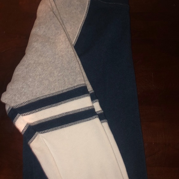 American Eagle Sweater - Picture 2 of 3